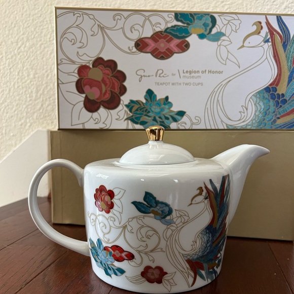 Guo Pei for Legion of Honor SF tea pot w/ 2 cups set new in box collectible - Picture 4 of 14